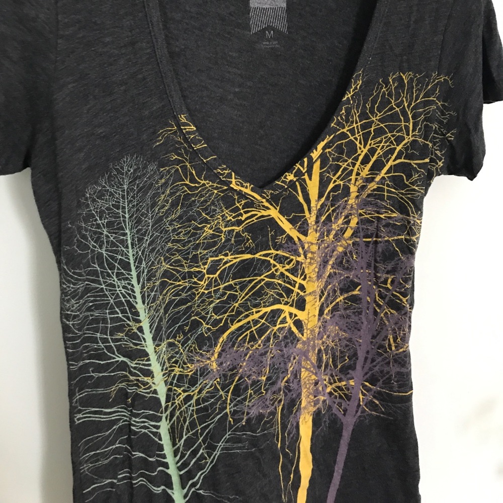 Graphic tee